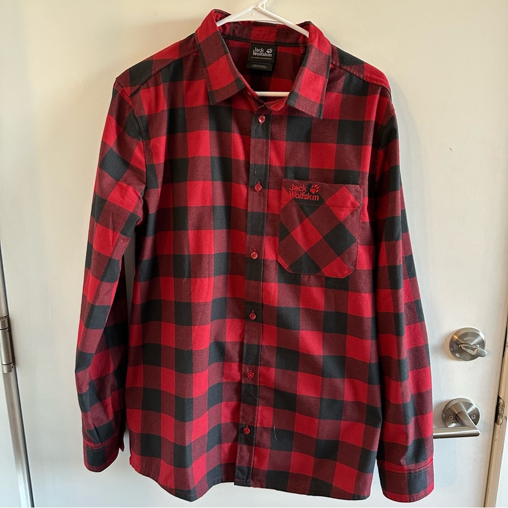 Jack Wolfskin Men's Red and Black flannel